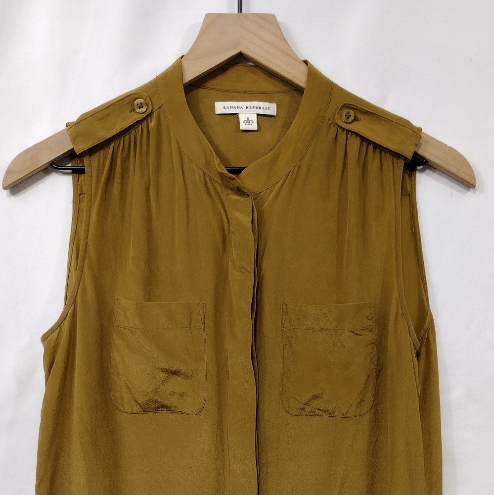 Banana Republic 100% Silk Button Down Blouse Top Tank Women's 6 Mustard Yellow - Picture 2 of 8